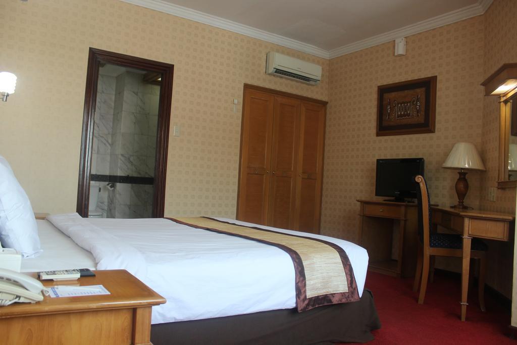 Hotel Jasmine Jayapura Ruang foto